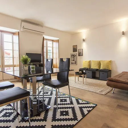 Santos Concept By Homing Apartment *